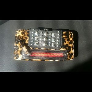 Super cute cheetah and studded wallet!