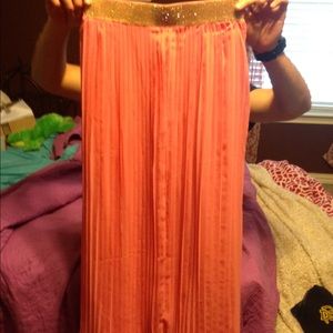 Maxi skirt
