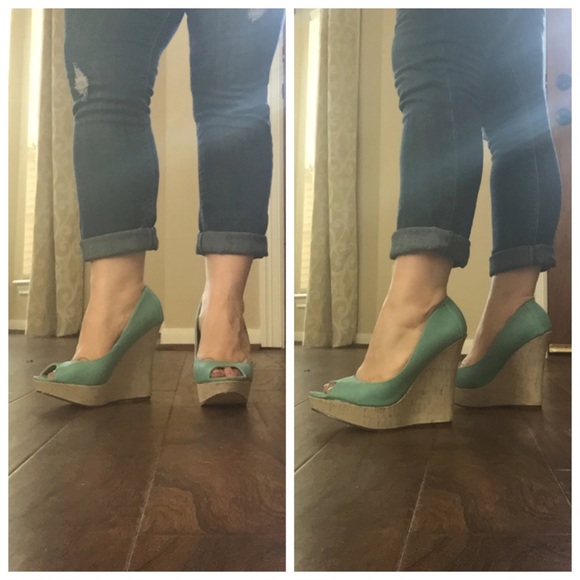 ☕️Mint Wedges - NWOT!! - Picture 4 of 4