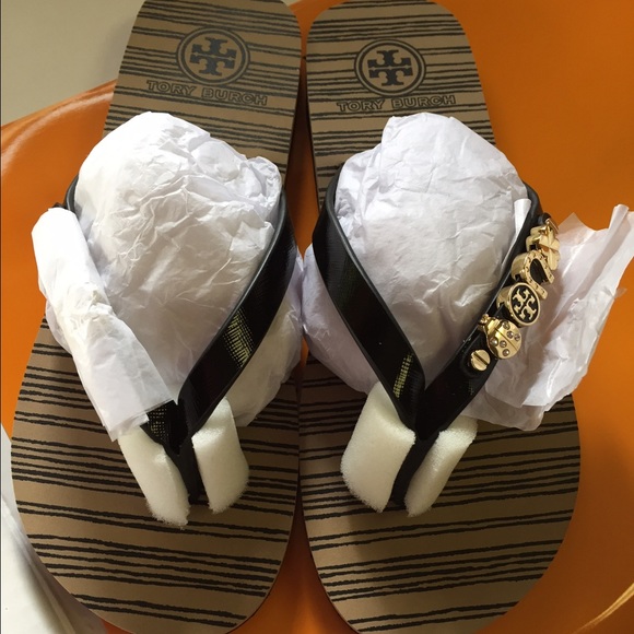 💥💥SOLD💥💥Tory burch flip flops