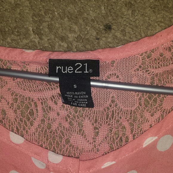 Pink Pokadot Top - Picture 3 of 3