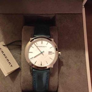 AUTHENTIC BURBERRY WATCH NWB
