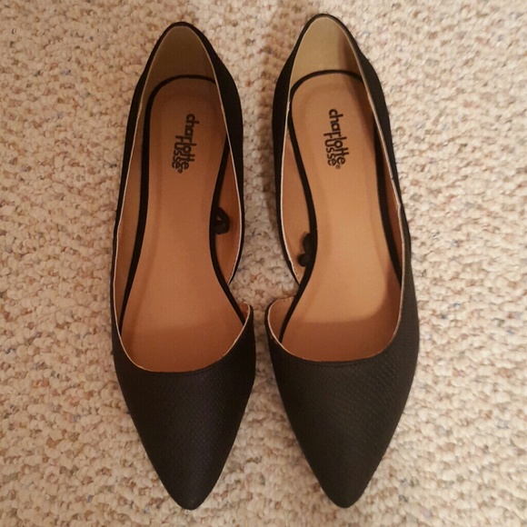 Black pointy flats