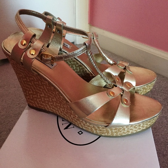 Steve Madden wedges - Picture 2 of 3