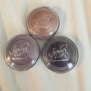 VS Beauty rush wet/dry shadow