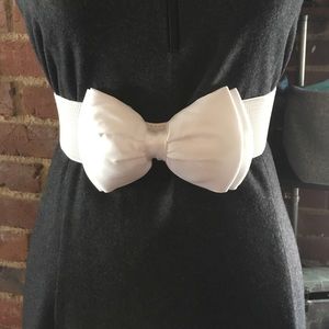 White Stretch Bow Belt w/snaps (3 for $30)