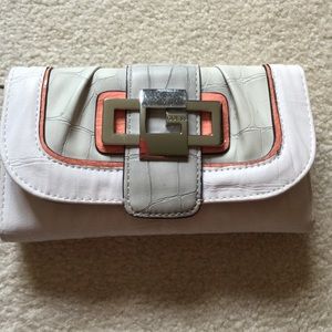 Guess wallet