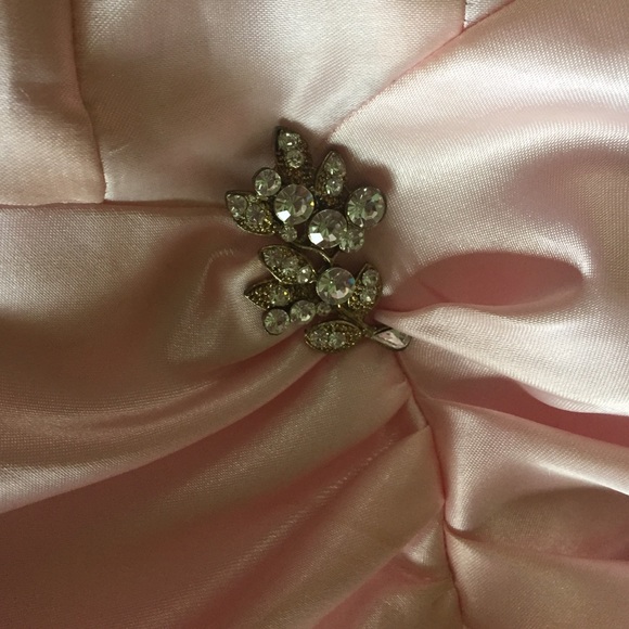 Pink Prom dress - Picture 4 of 4
