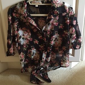 Floral Blouse w/ lace on back and tie in front