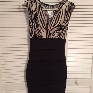 Silky Leopard top dress w black stretchy bottom!