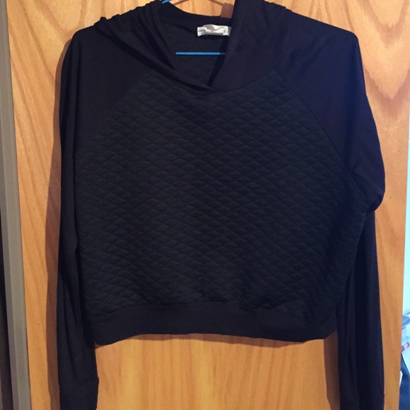 Quilted hoodie cropped sweater