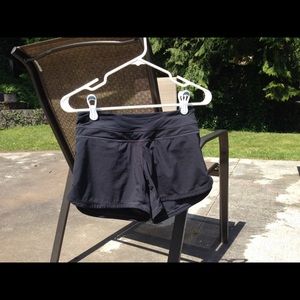 Lulu shorts RESERVED for @_allis