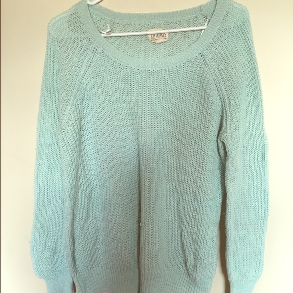 🌺light blue sweater🌺