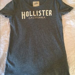 Hollister t-shirt