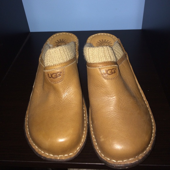 UGG Australia Clogs Brown