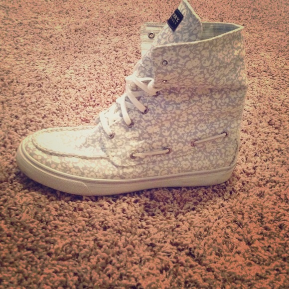 High Top Sperry Top Sider