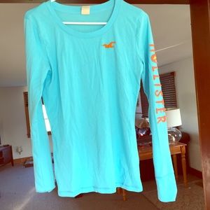 Cute, very soft long sleeve shirt in great shape.