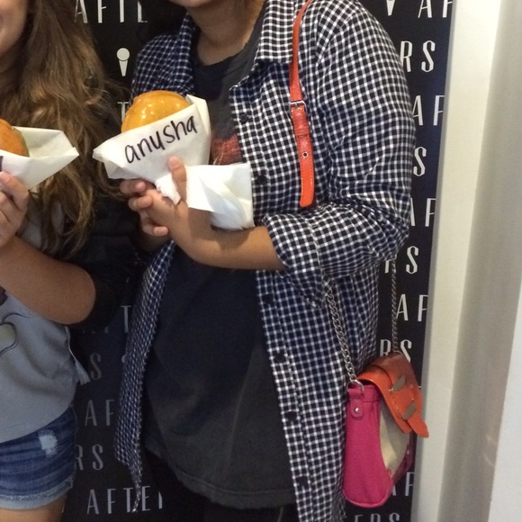 LF Flannel - Picture 2 of 2