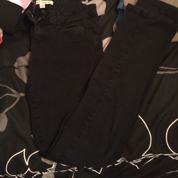 Black Skinny Pants