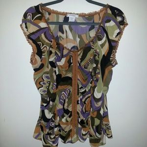 Cute ruffled top with eye hook closures