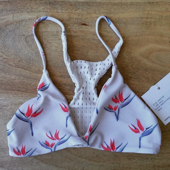 ❌SOLD❌Acacia Jaws top in Bird of Paradise - Picture 1 of 1