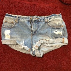 Billabong slouch shorts