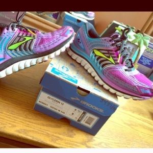 Used brooks running shoes
