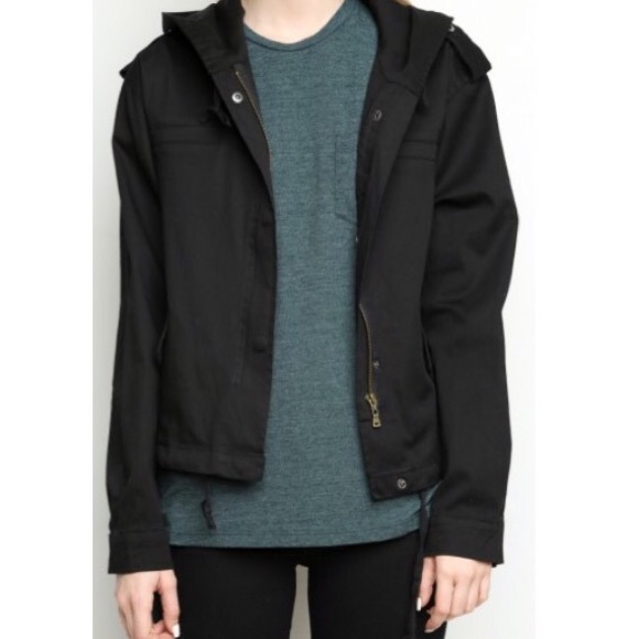 Brandy Melville black jacket.