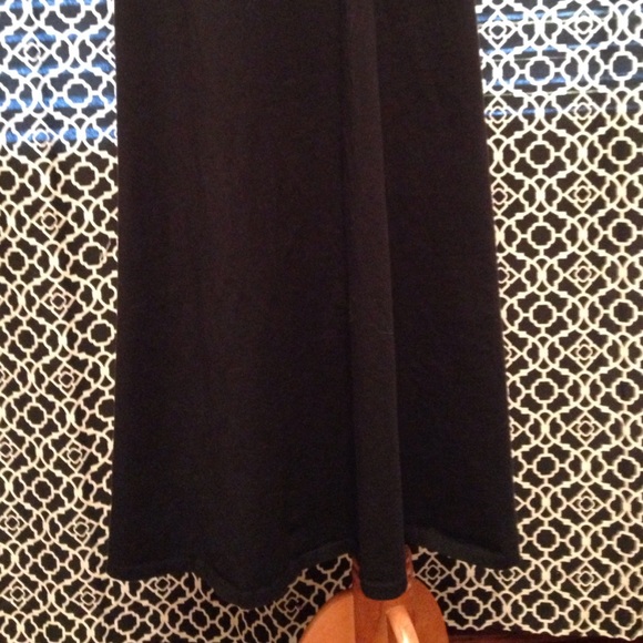 Black Maxi Skirt! - Picture 3 of 3