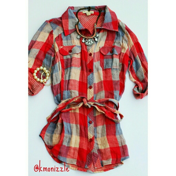 Forever 21 Tops - 🎉HP🎉 Forever 21 shirt