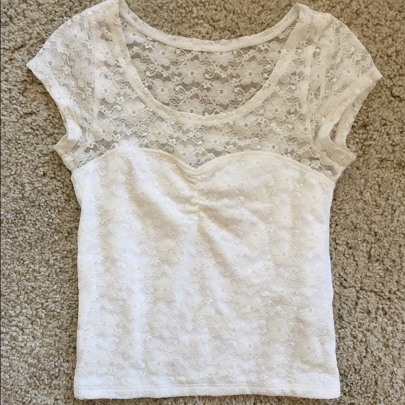 🌸SOLD🌸 Abercrombie lace crop top