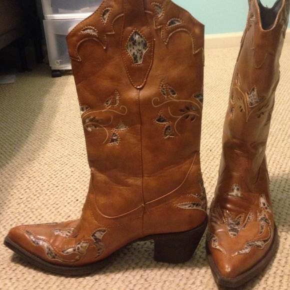 cowgirl boots