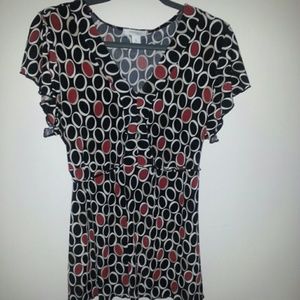 Casual top with string tie-back