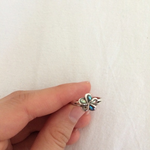 Abalone ring