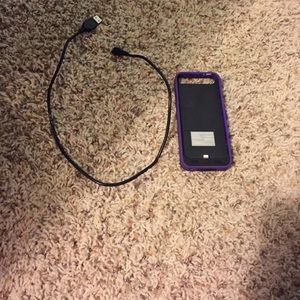 iPhone 5 charging case