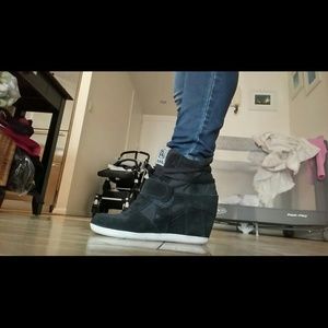 Ash bowie wedge - additional photos