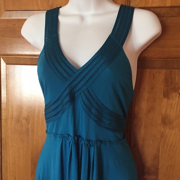 SOLD on THRED-Up - Ecote Urban Outfitters Tank Top - Picture 2 of 4