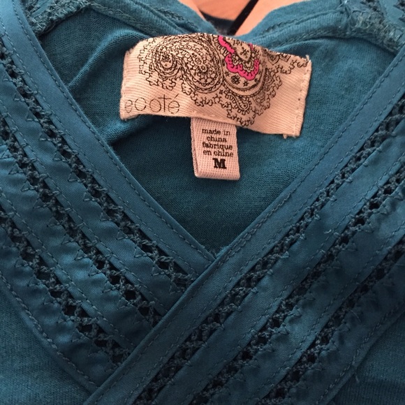 SOLD on THRED-Up - Ecote Urban Outfitters Tank Top - Picture 4 of 4