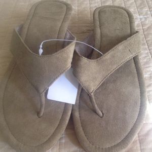 Brand new Olive Sandals for the Summer!