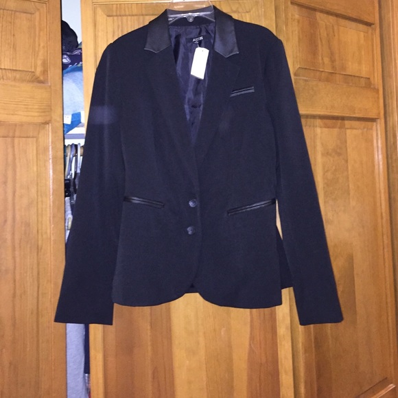 Black Blazer