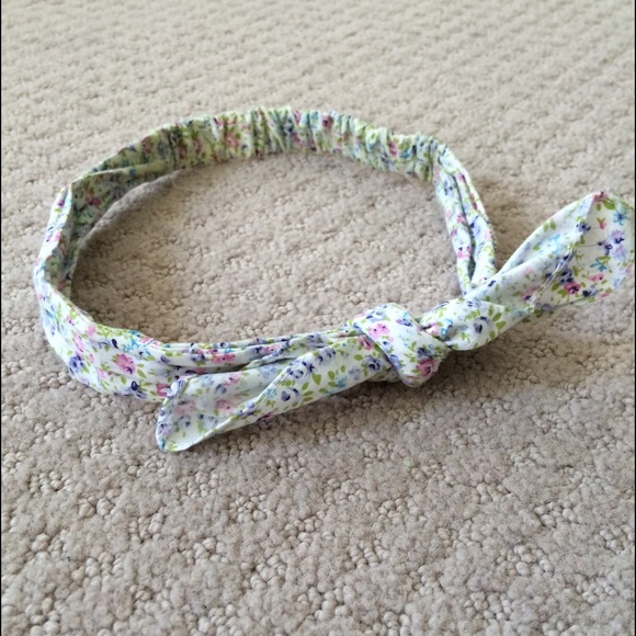 Floral Bow Headband 🌾