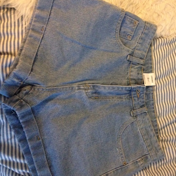 High wasted shorts