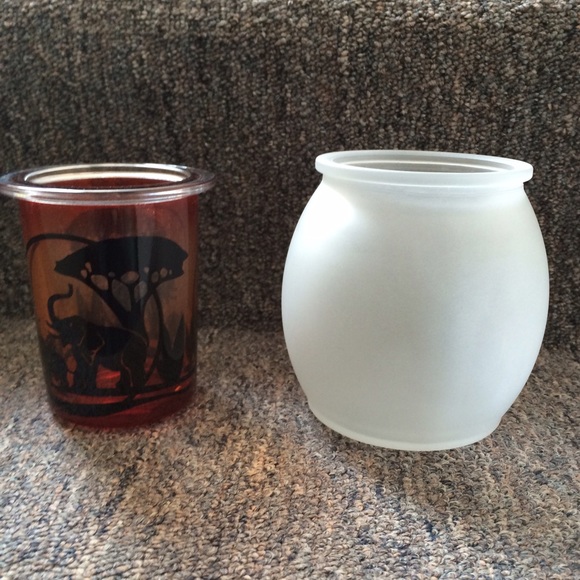 NEW Partylite Elephant 2 in 1 tealight holder!