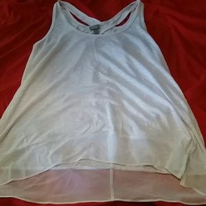 Hi/lo white tank top.