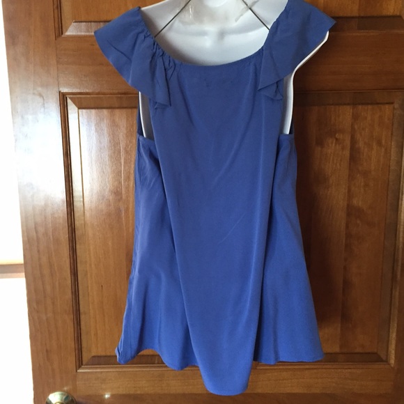 DONATED Gap Periwinkle Blue Top Flutter Sleeve - Picture 3 of 4