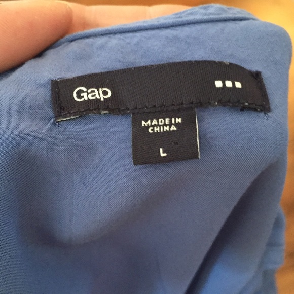 DONATED Gap Periwinkle Blue Top Flutter Sleeve - Picture 4 of 4