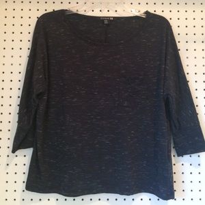 loose dark gray top with 3/4 sleeves