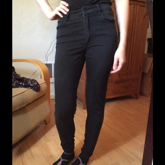 Black high wasted super skinny pants!!💀💕👖