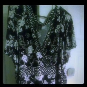 Dress an flare leg jeans for @darleneie