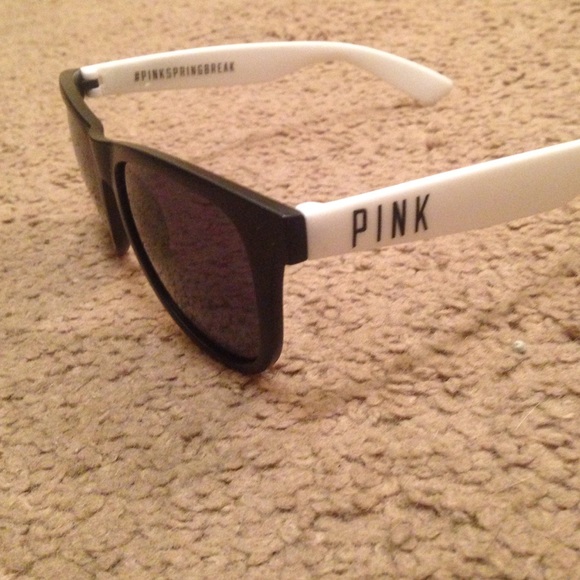 NWT Victoria secret sunglasses